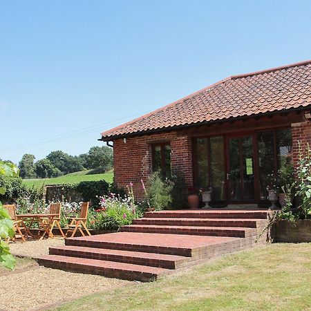 Elm Tree Barn Felmingham Exterior foto